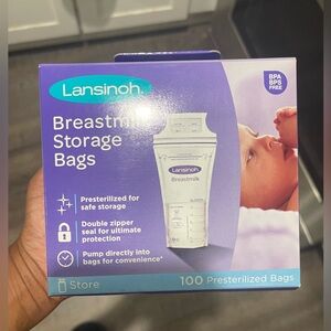 BRAND NEW Lansinoh breastmilk storage bags never been used